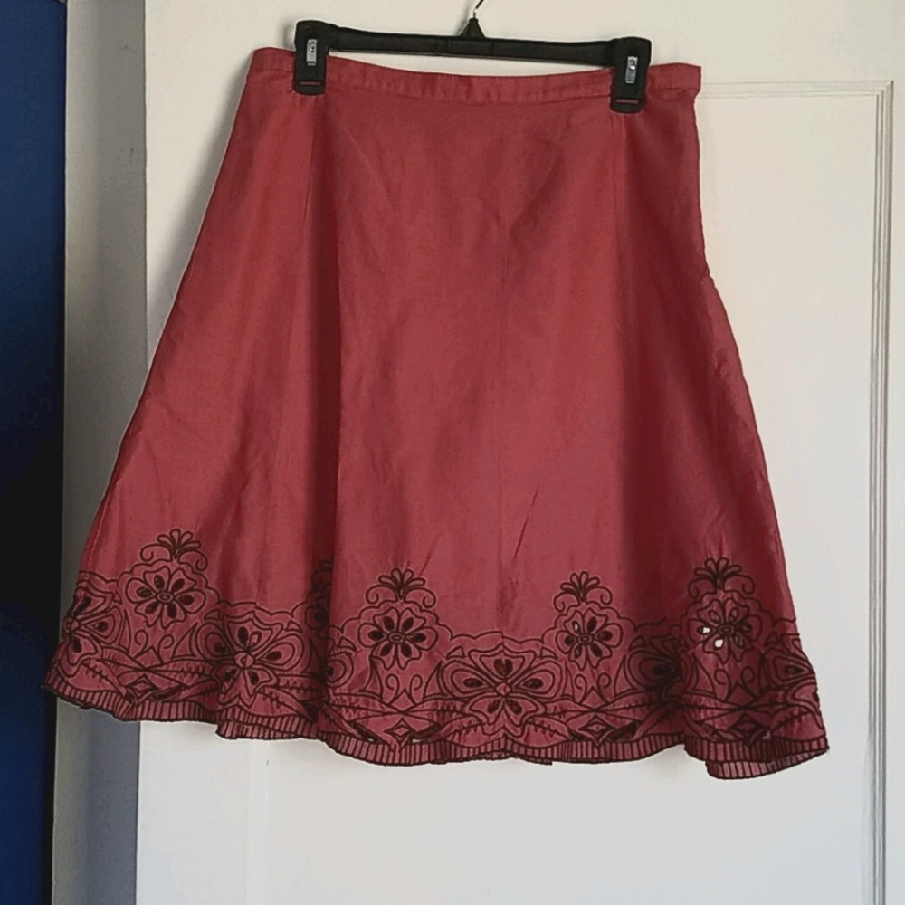 Apt. 9 Coral skirt with brown embroidered trim
